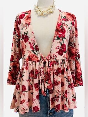 TORRID- PLUS SIZE - floral cardigan / baby doll cardigan/ 3/4 sleeves